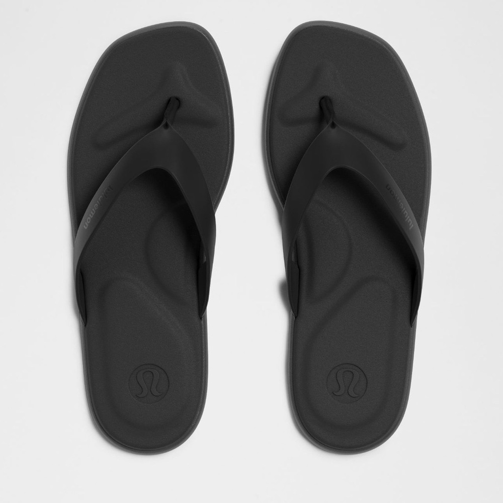 lululemon athletica Black Restfeel Flip Flop
